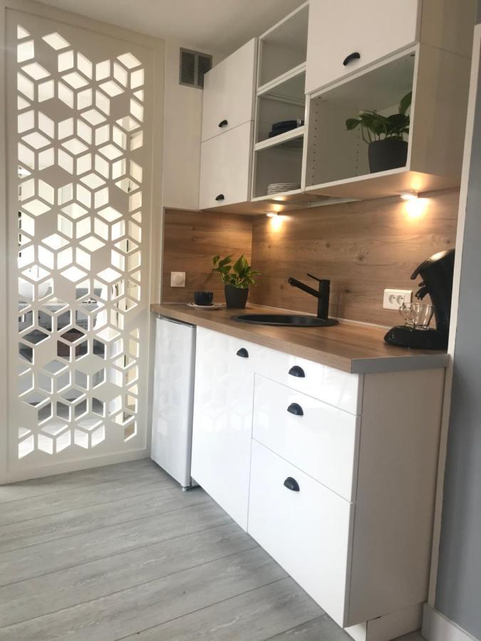 Maison Quatre Freres Louviers Esterno foto