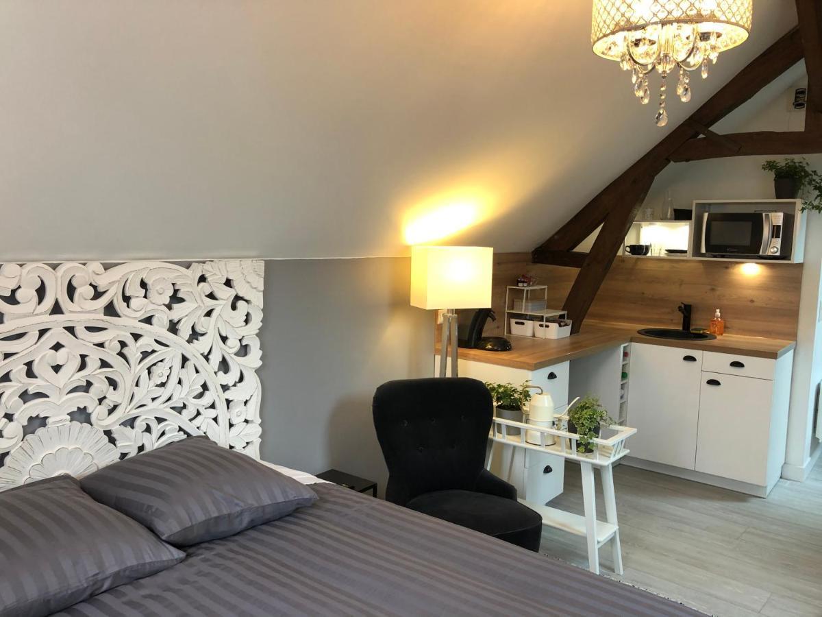 Maison Quatre Freres Louviers Esterno foto