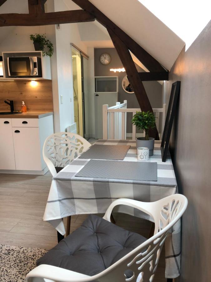 Maison Quatre Freres Louviers Esterno foto