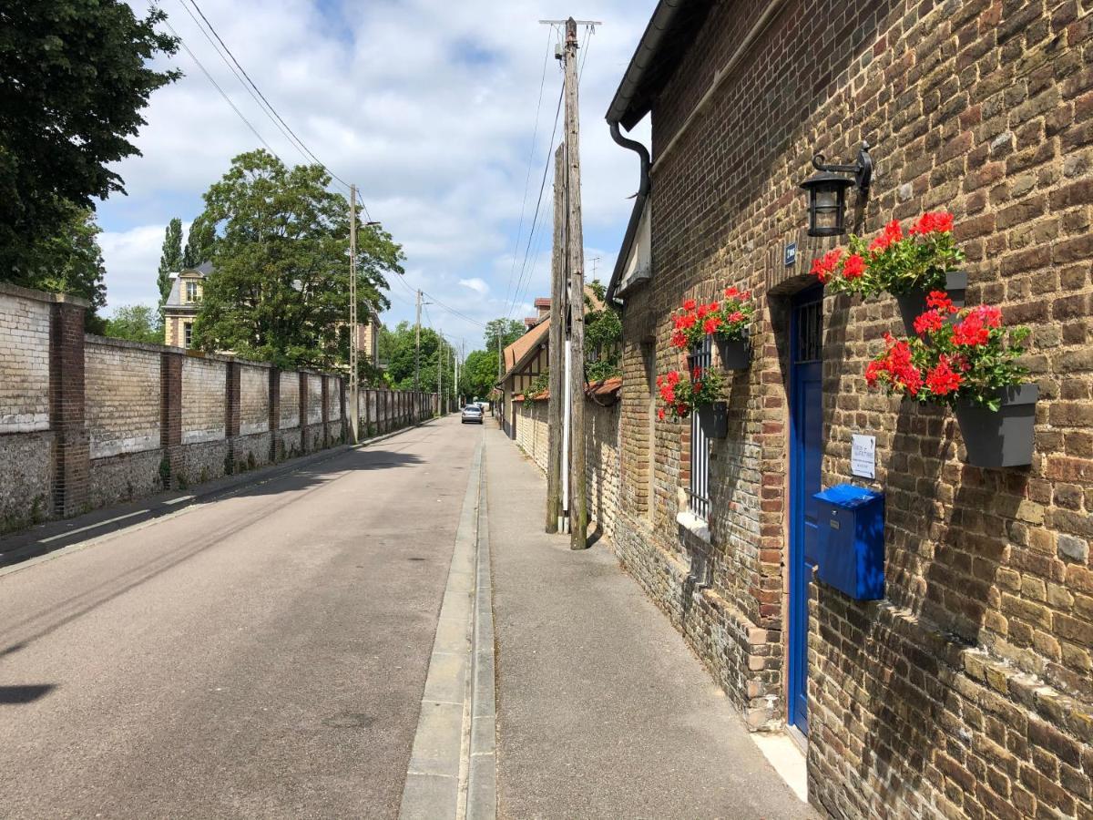 Maison Quatre Freres Louviers Esterno foto